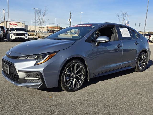 Used 2020 Toyota Corolla SE image 2