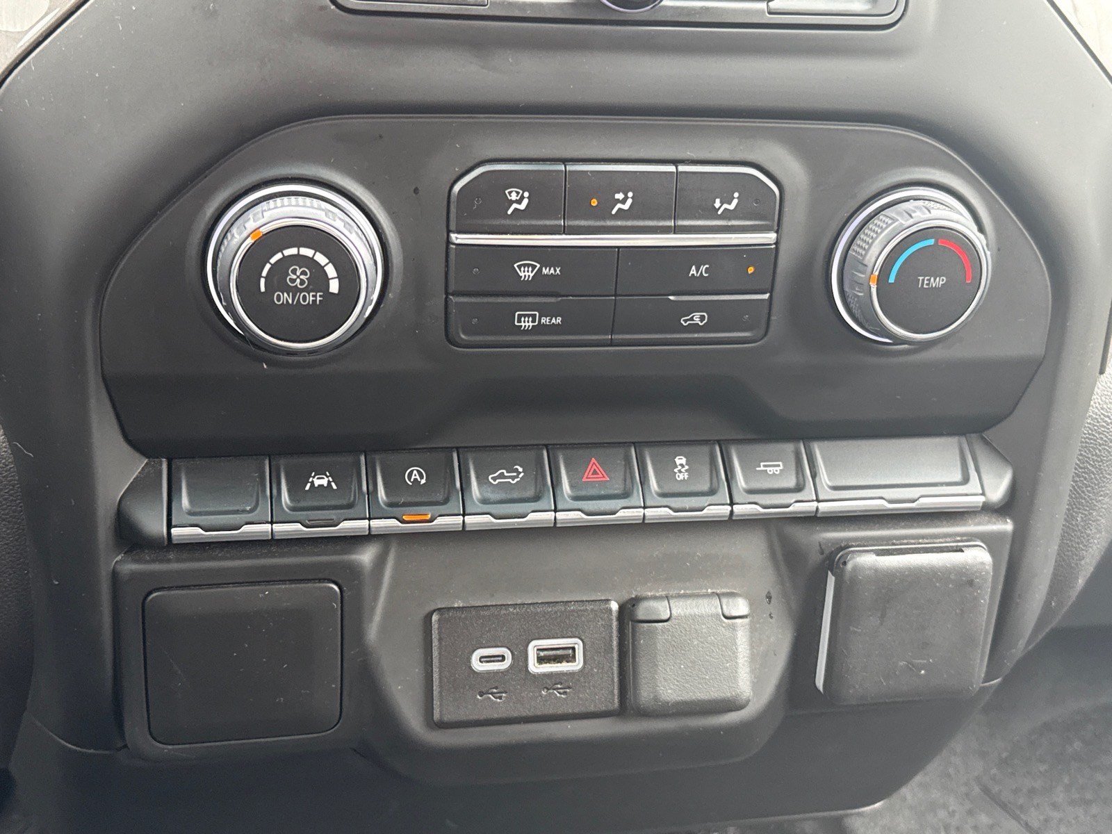 Used 2025 Chevrolet Silverado 1500 Custom RWD image 20