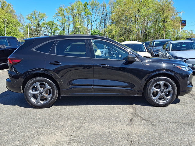 Certified 2024 Ford Escape ST-Line w/ Tech Pack #1 AWD/4WD image 12