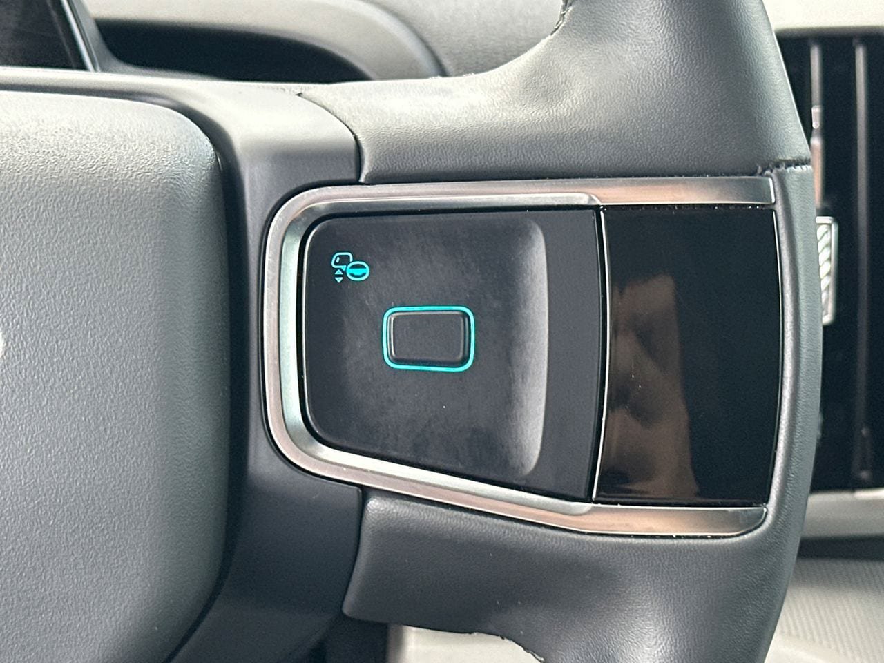 Certified 2025 Ford Expedition Active RWD image 28