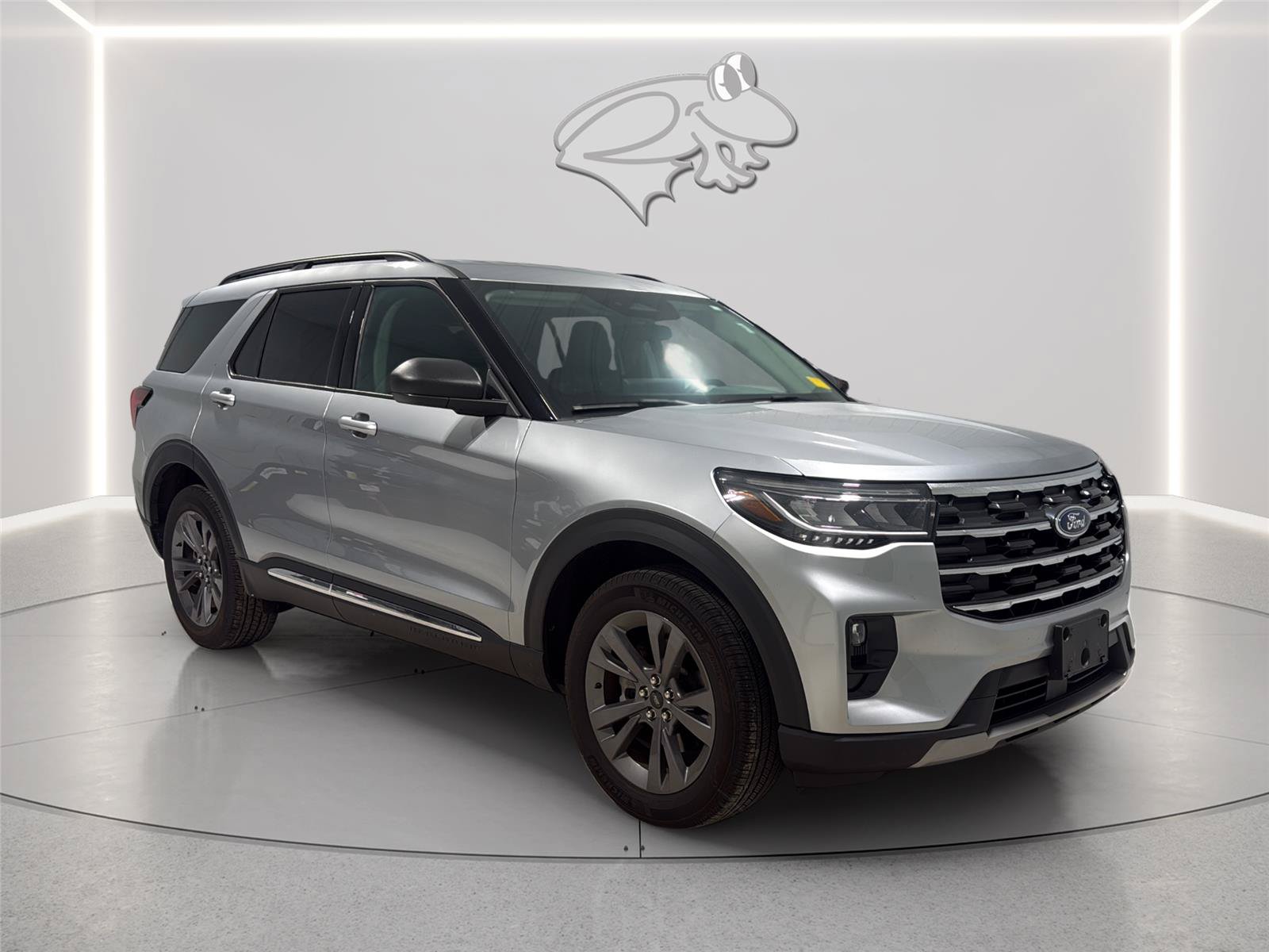 Certified 2025 Ford Explorer Active w/ Active Comfort Package AWD/4WD image 7