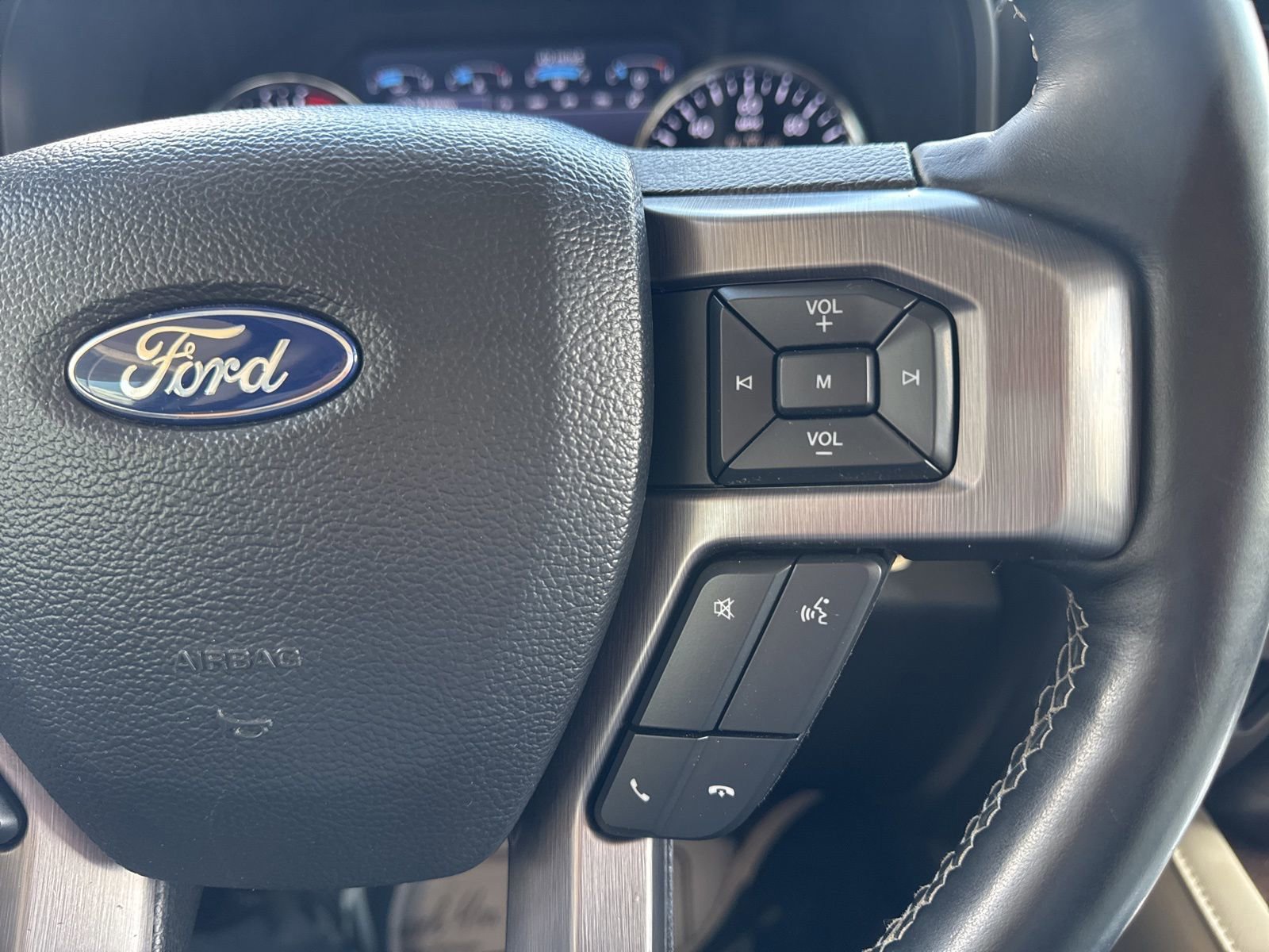 Certified 2021 Ford Expedition Platinum image 33