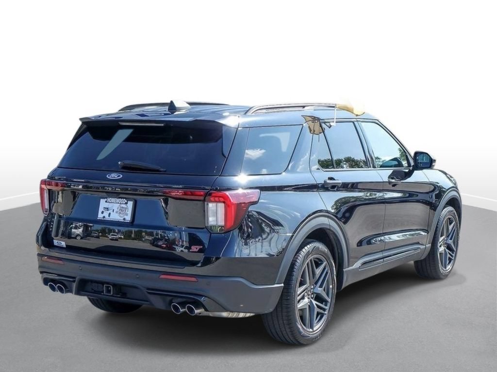 Certified 2025 Ford Explorer ST AWD/4WD image 8