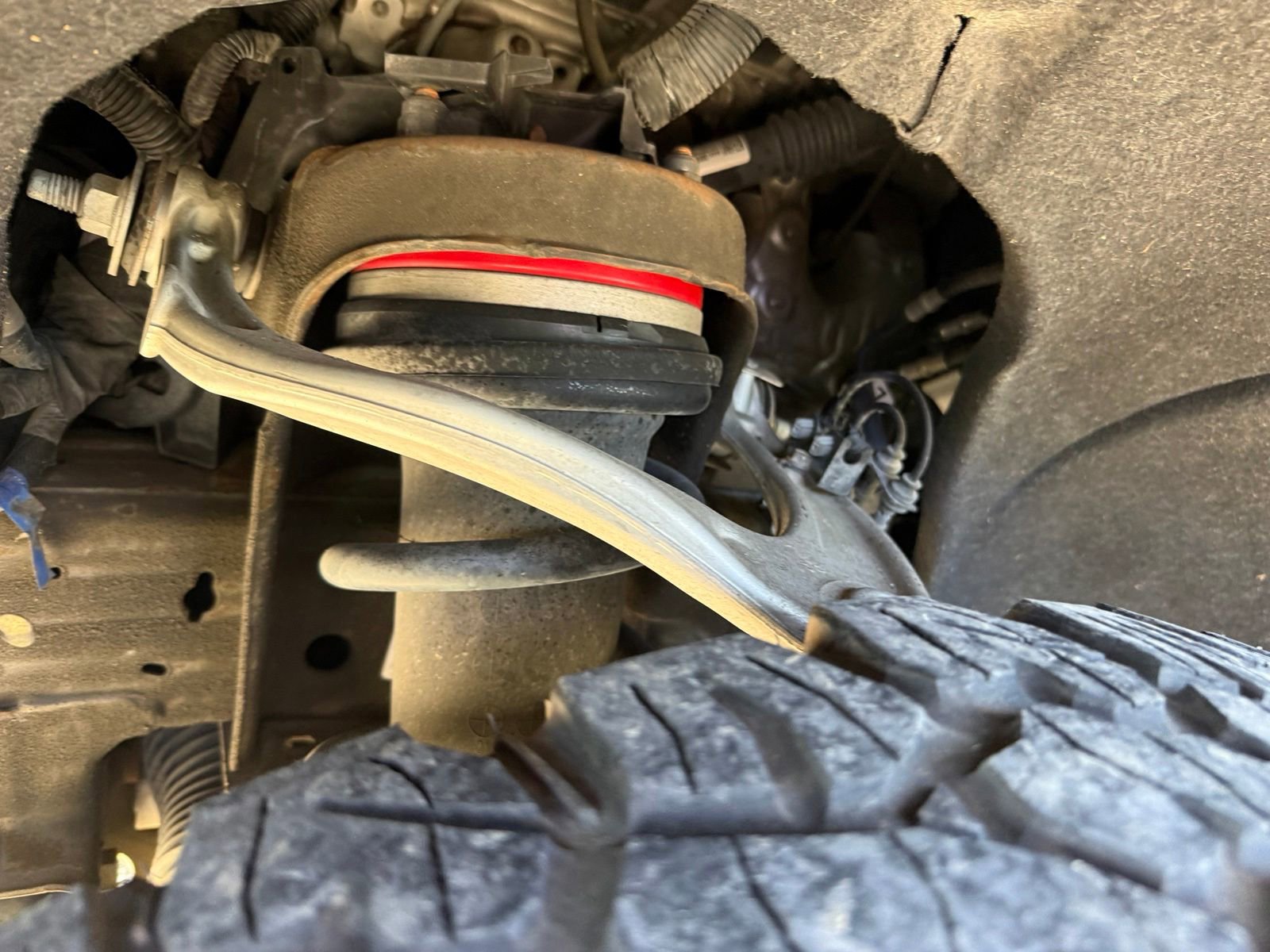 Used 2019 Chevrolet Silverado 1500 RST AWD/4WD image 14
