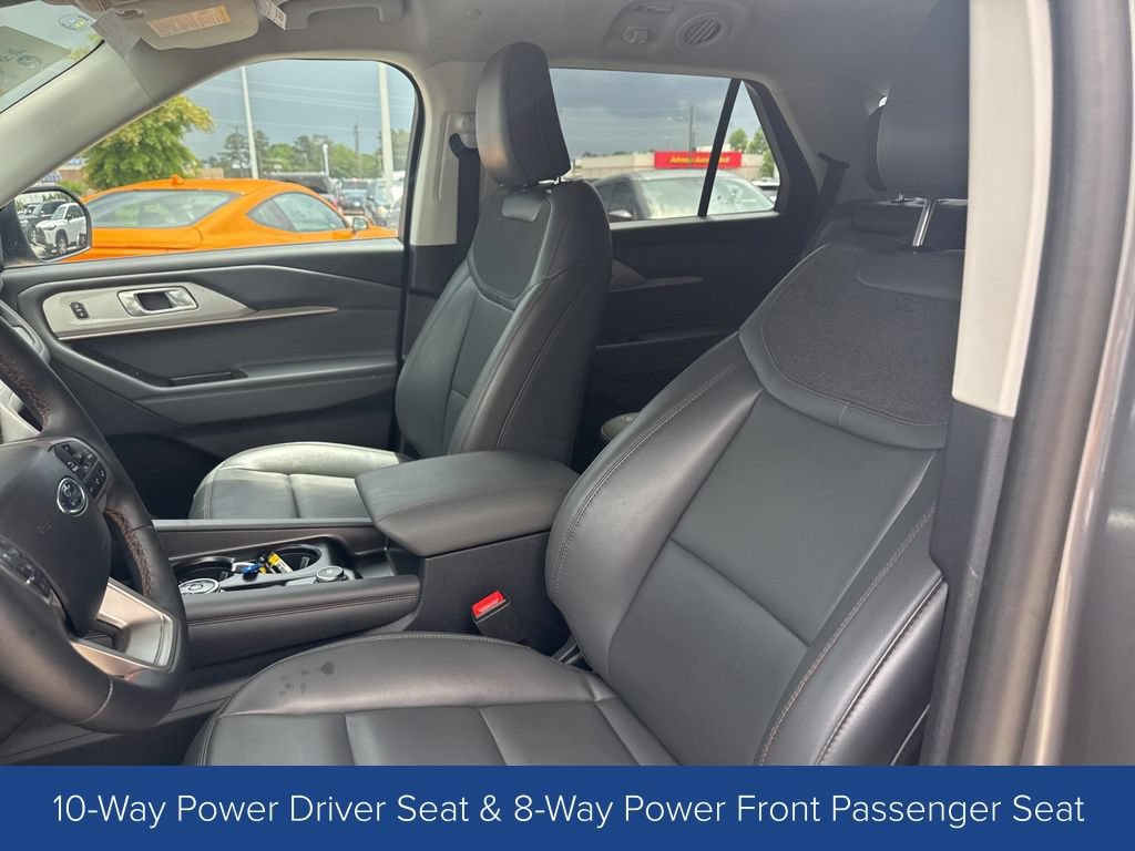 Certified 2026 Ford Explorer Active w/ Active Comfort Package RWD image 11