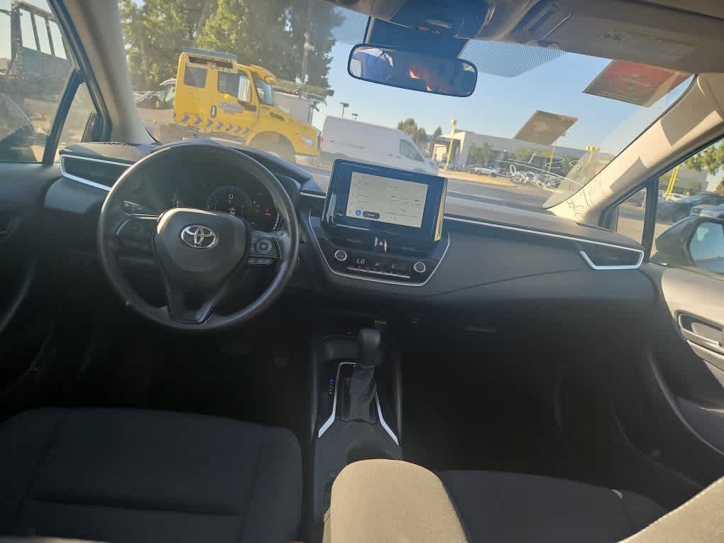 Used 2026 Toyota Corolla LE w/ LE Premium Package FWD image 10