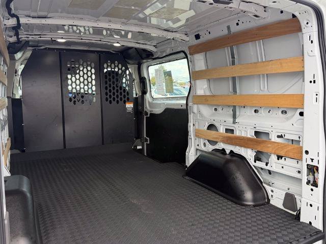 Certified 2025 Ford Transit 250 Low Roof w/ Exterior Upgrade Package RWD image 22