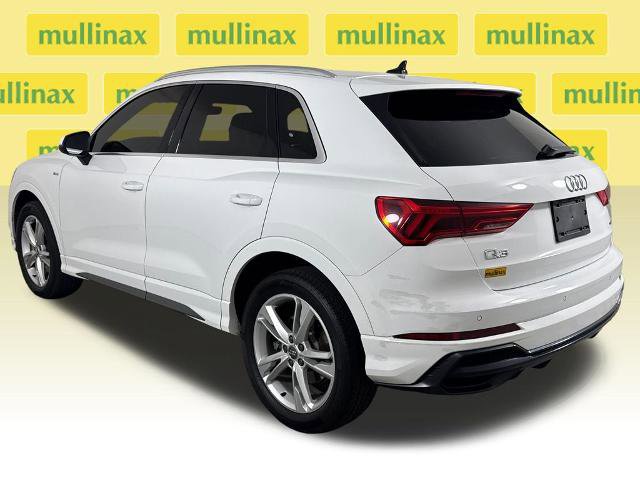 Used 2020 Audi Q3 2.0T Premium w/ Convenience Package AWD/4WD image 11