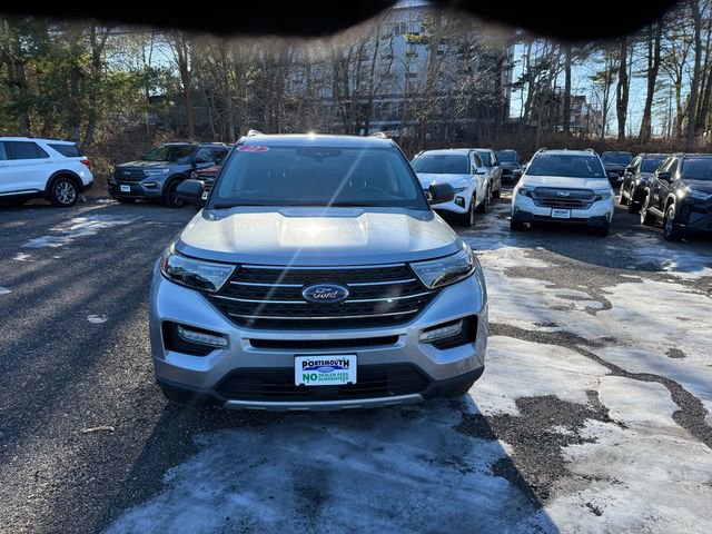 Certified 2022 Ford Explorer XLT w/ Equipment Group 202A image 8