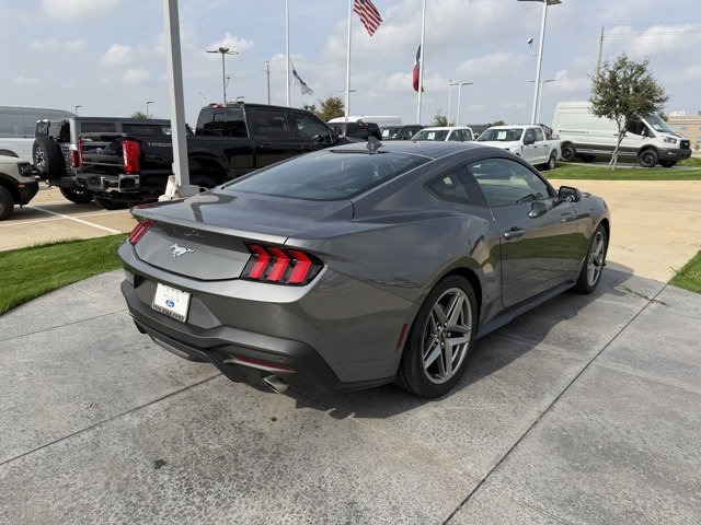 Certified 2025 Ford Mustang Coupe image 3