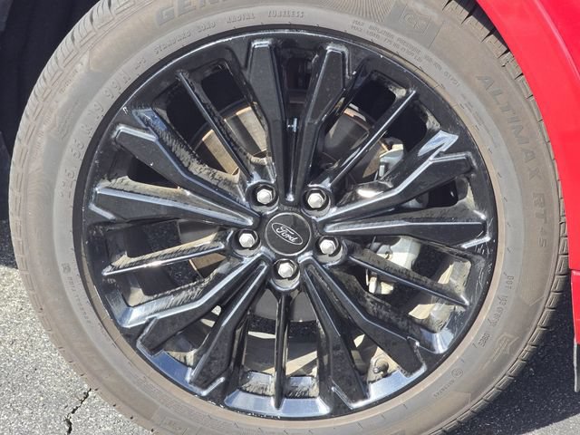 Certified 2023 Ford Escape ST-Line Elite w/ Premium Technology Package AWD/4WD image 10