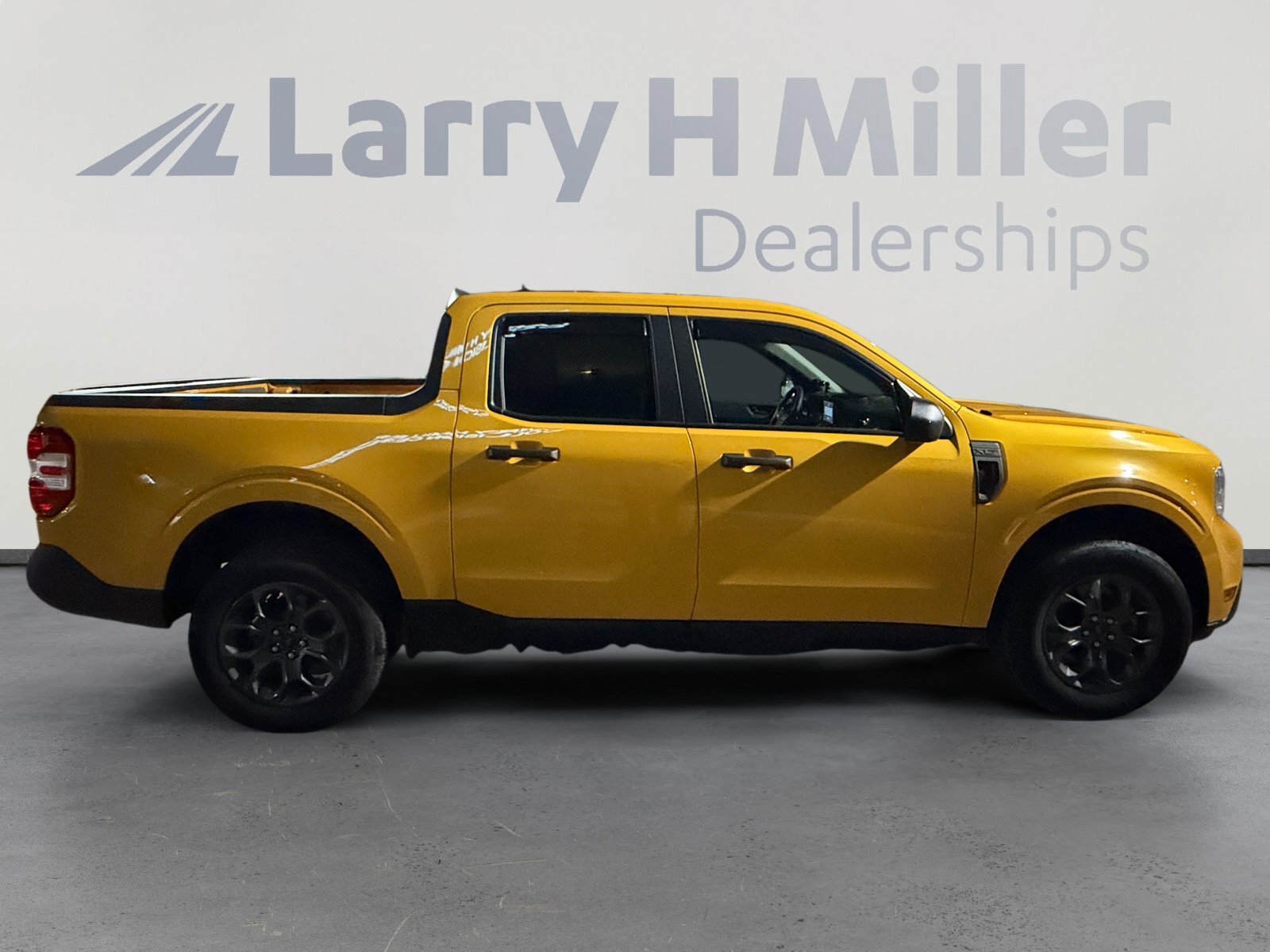 Certified 2023 Ford Maverick XLT FWD image 6