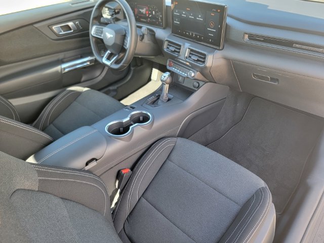 Certified 2024 Ford Mustang Coupe RWD image 25