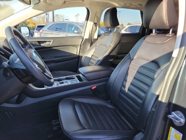 Certified 2024 Ford Edge SEL w/ Convenience Package AWD/4WD image 9