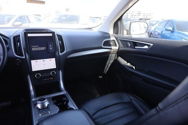 Certified 2024 Ford Edge SEL image 23