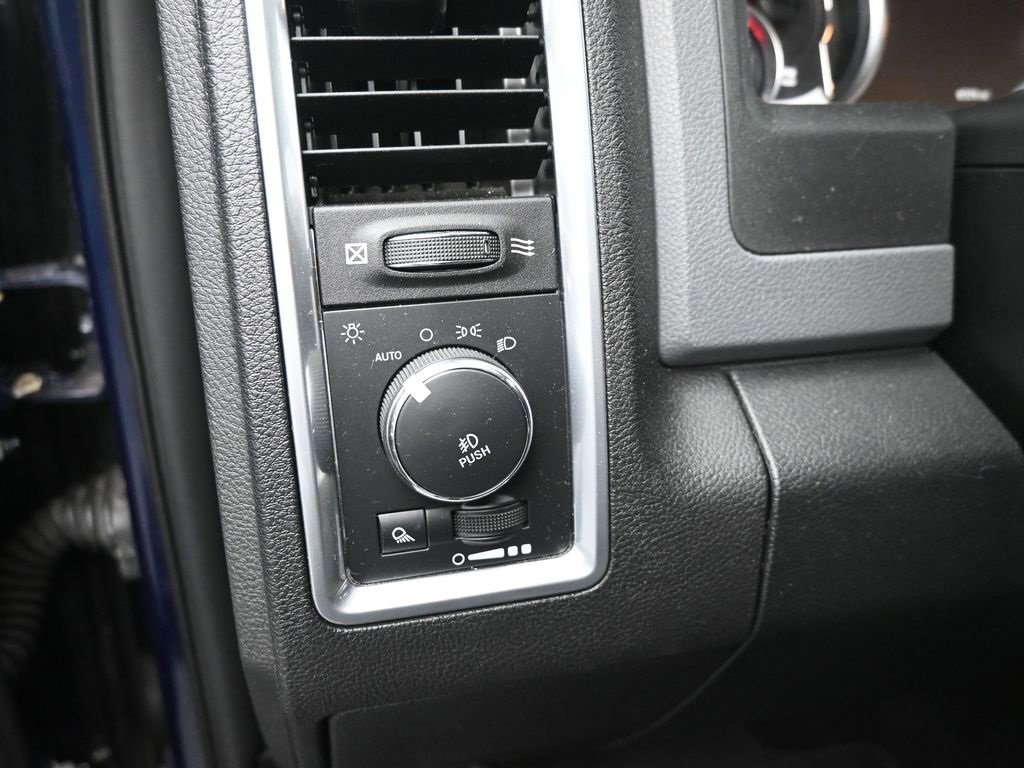 Used 2018 RAM 1500 Lone Star image 19