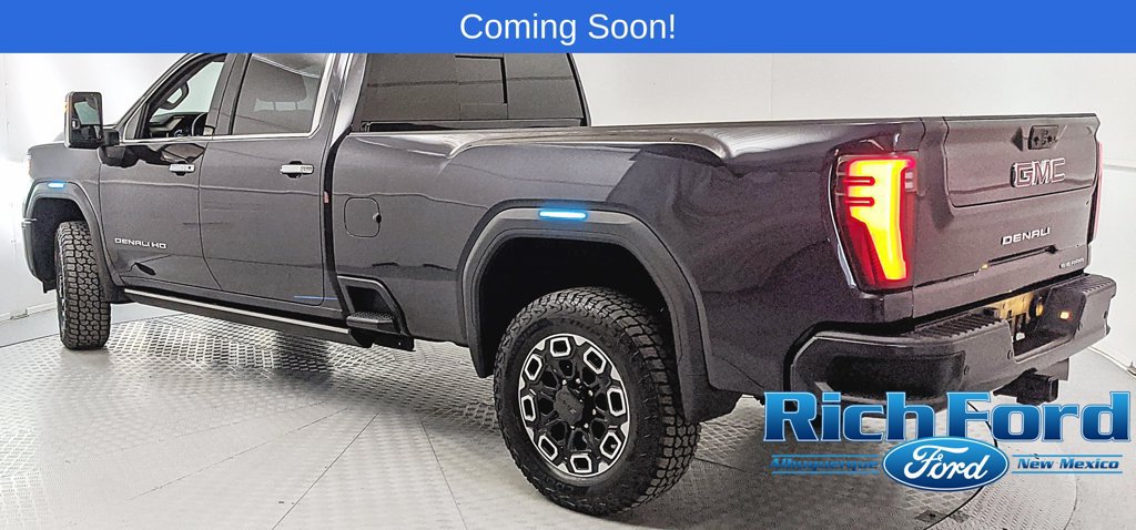 Used 2024 GMC Sierra 2500 Denali w/ Denali Reserve Package AWD/4WD image 4