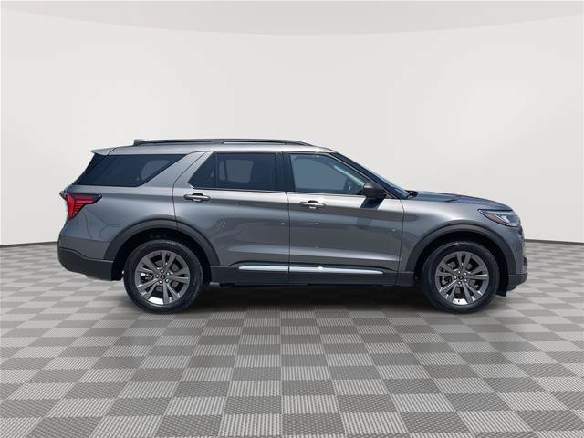 Certified 2025 Ford Explorer Active w/ Active Comfort Package AWD/4WD image 6