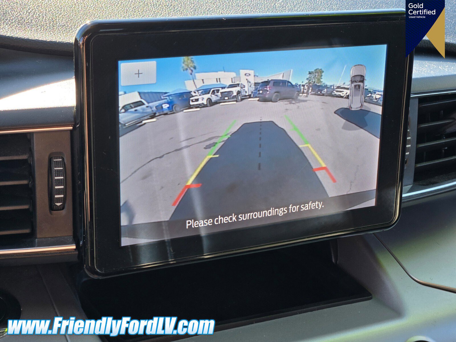 Certified 2022 Ford Explorer XLT w/ Equipment Group 202A image 22