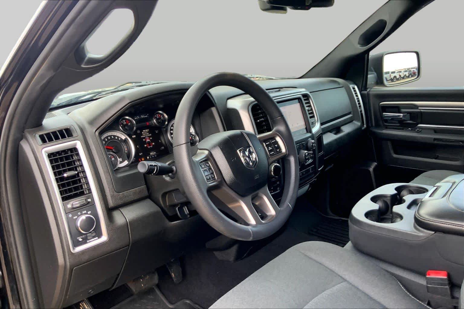 Used 2022 RAM 1500 Warlock w/ Electronics Group AWD/4WD image 17