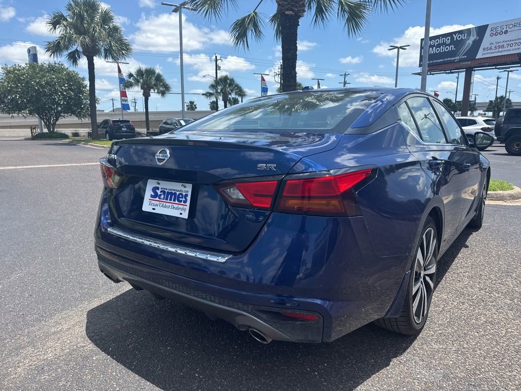 Used 2021 Nissan Altima 2.5 SR FWD image 5