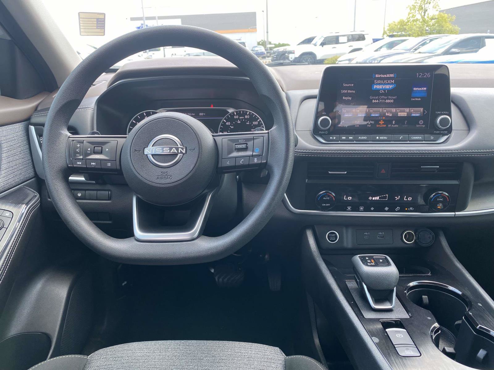 Used 2023 Nissan Rogue SV FWD image 12