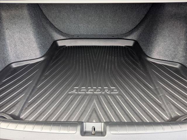 Used 2019 Honda Accord LX image 6