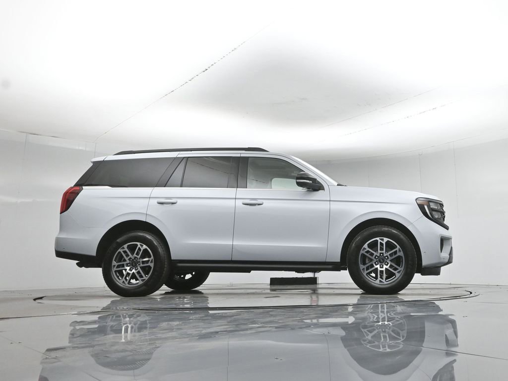 Certified 2025 Ford Expedition Active RWD image 49