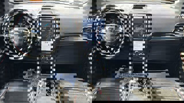 Certified 2024 Ford Edge ST-Line image 16