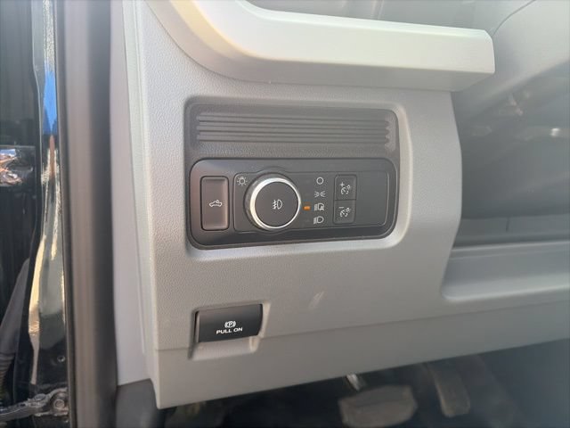 Certified 2024 Ford F250 XL w/ XL Off-Road Package AWD/4WD image 16