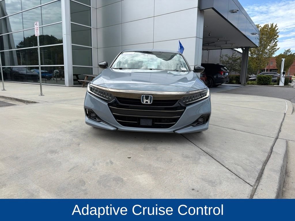 Used 2022 Honda Accord Sport image 2
