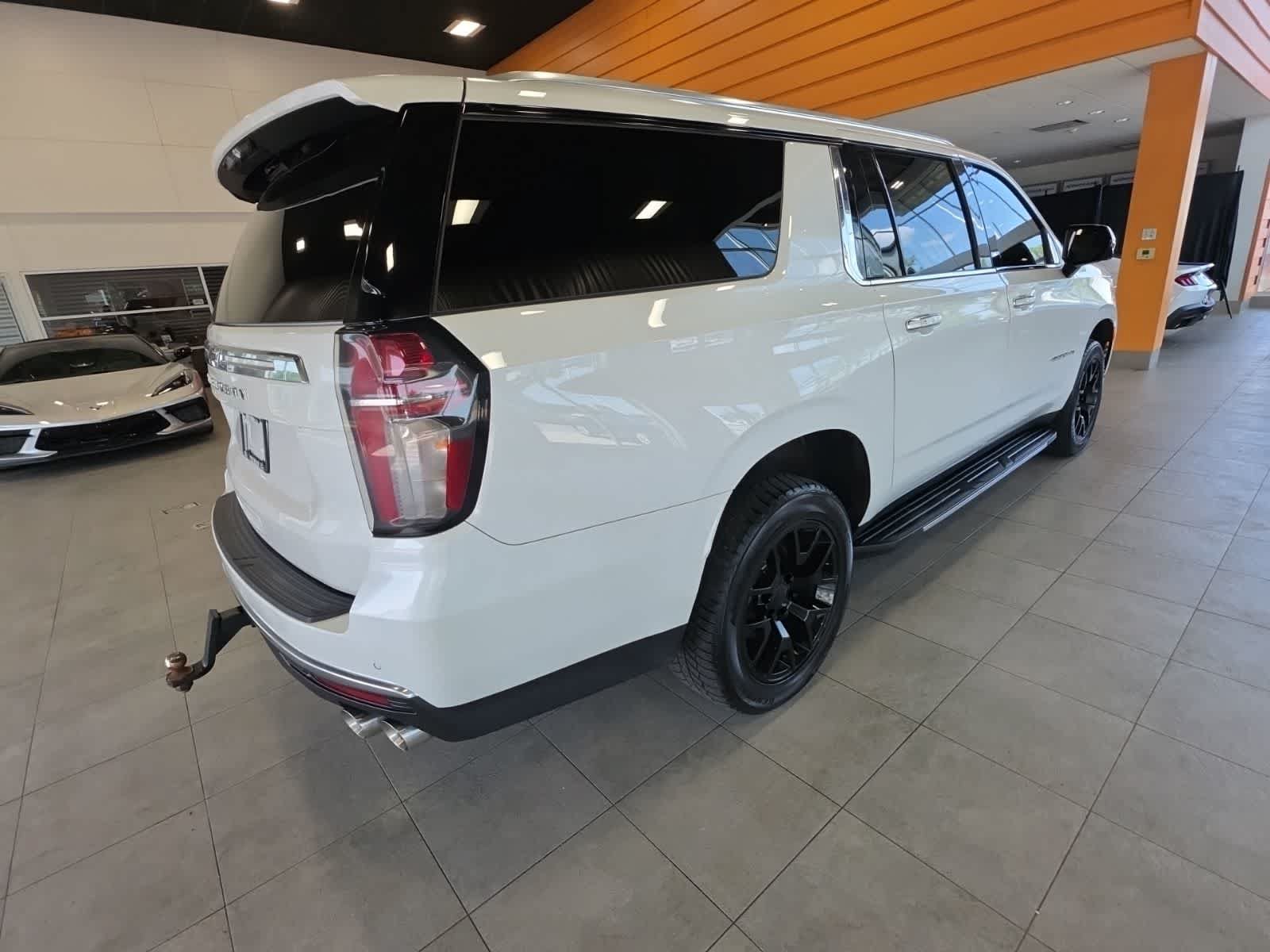 Used 2021 Chevrolet Suburban High Country AWD/4WD image 8