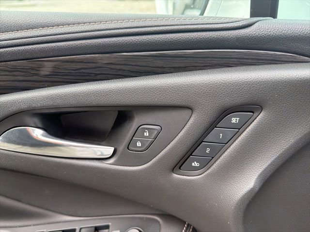 Used 2017 Buick Envision Essence image 21