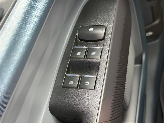 Certified 2024 Ford Maverick XL w/ Equipment Group 100A Standard AWD/4WD image 19