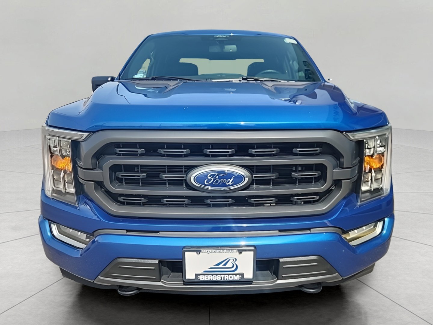 Certified 2022 Ford F150 XLT w/ Equipment Group 302A High image 4