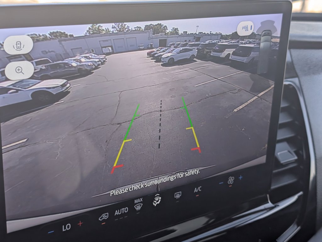 Certified 2024 Ford Transit 350 XLT RWD image 22