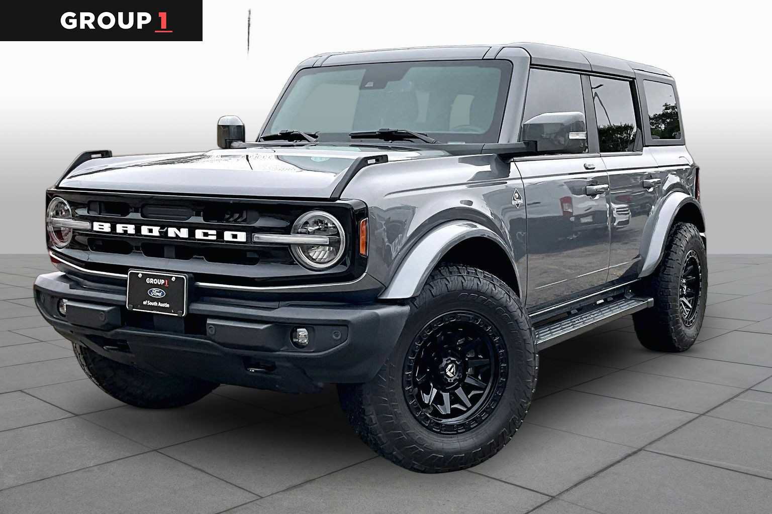 Certified 2023 Ford Bronco Outer Banks AWD/4WD image 1