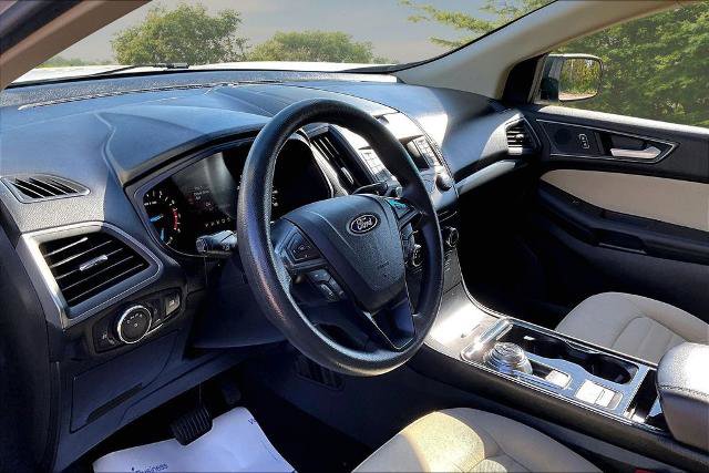 Certified 2019 Ford Edge SE FWD image 13