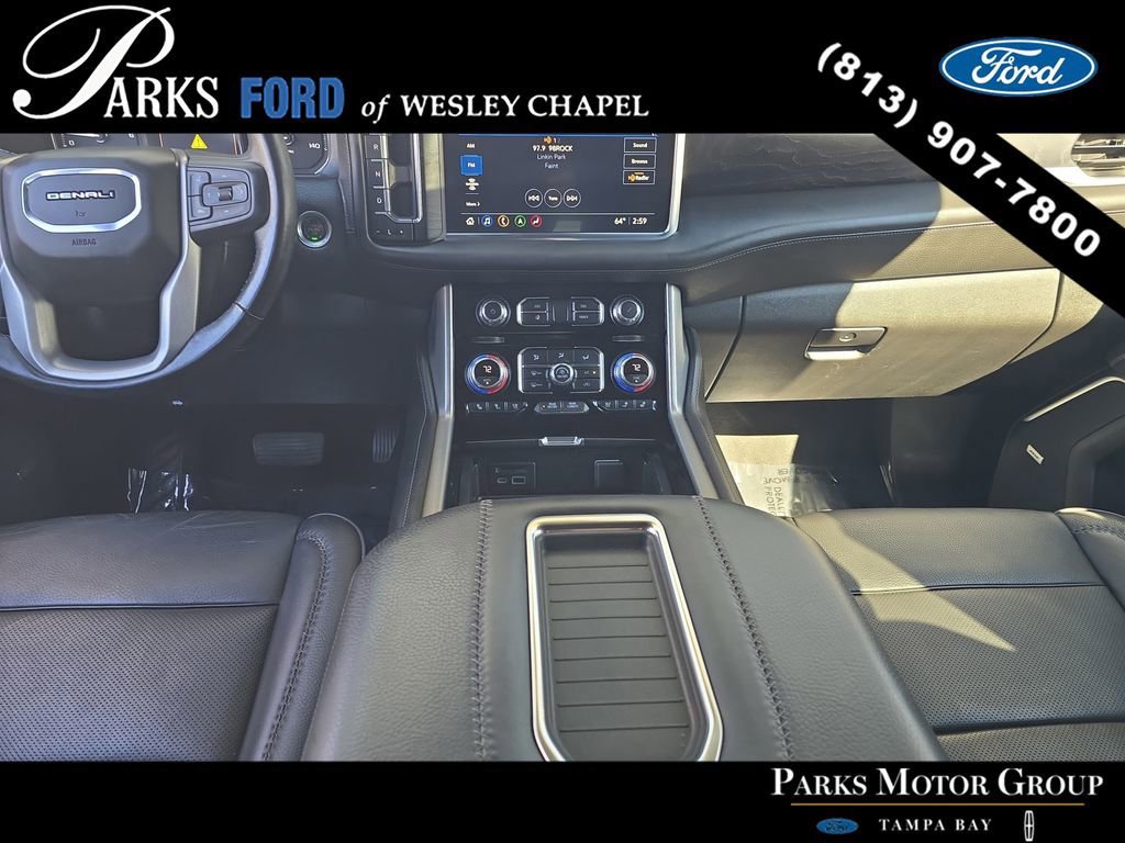 Used 2021 GMC Yukon Denali w/ LPO, Illumination Package image 13