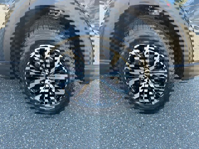 Certified 2022 Ford Explorer ST-Line image 25