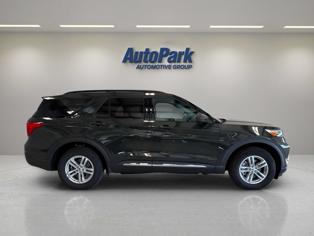 Certified 2023 Ford Explorer XLT w/ Class IV Trailer Tow Package AWD/4WD image 8