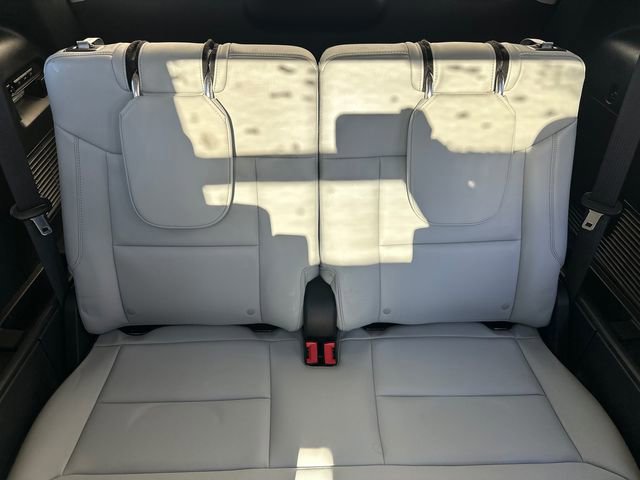 Certified 2025 Ford Explorer Platinum w/ LUX Leather Package image 23
