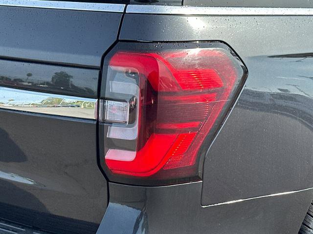 Certified 2024 Ford Expedition Limited image 27