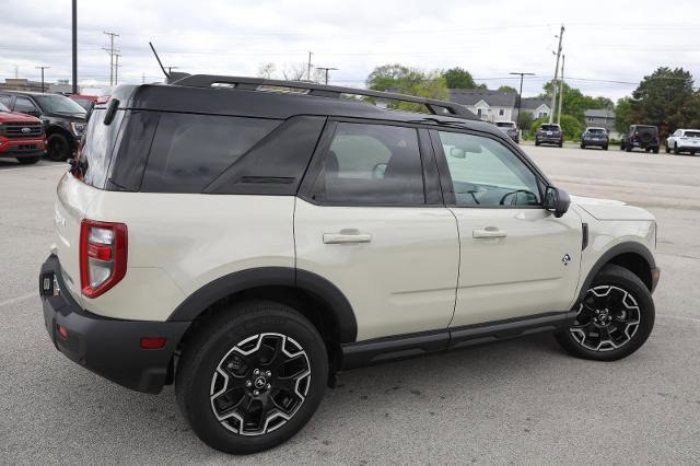 Certified 2025 Ford Bronco Sport Outer Banks w/ Outer Banks Tech Package+ AWD/4WD image 8