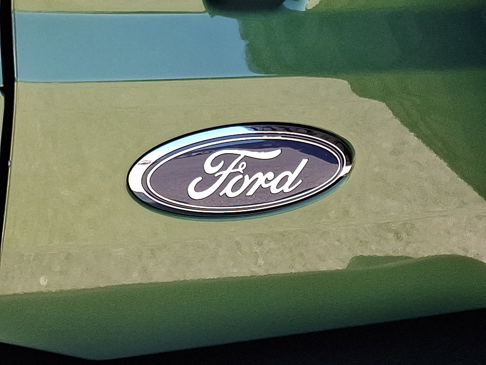 Certified 2025 Ford Bronco Outer Banks w/ Black Appearance Package image 29