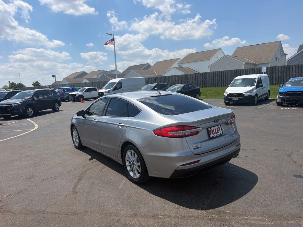 Certified 2020 Ford Fusion SE FWD image 6
