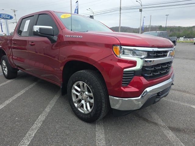 Used 2022 Chevrolet Silverado 1500 LT w/ Protection Package image 12