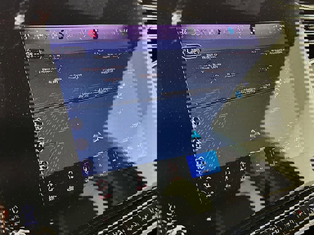 Used 2023 Jeep Wagoneer Series III w/ Preferred Equipment Group image 28