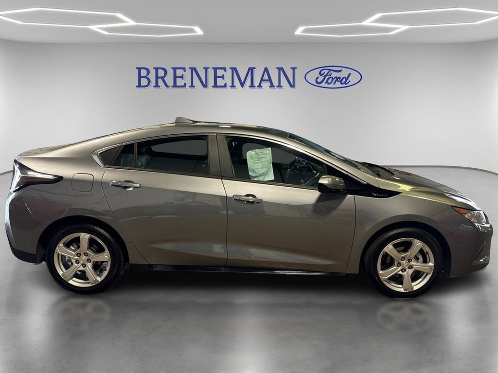 Used 2018 Chevrolet Volt LT w/ LT Driver Confidence Package FWD image 4