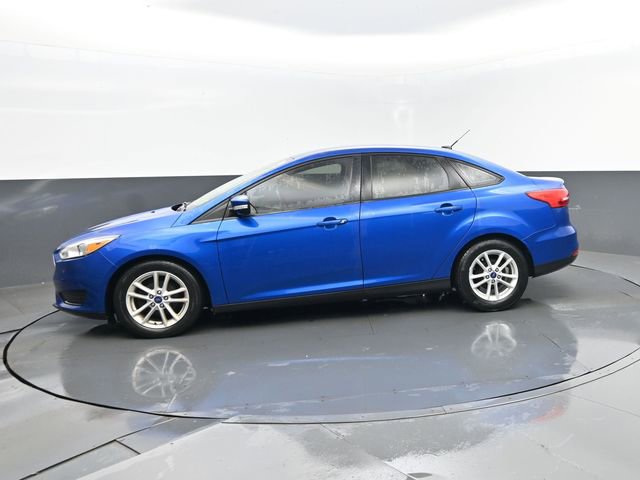 Certified 2018 Ford Focus SE w/ SE Winter Package FWD image 5